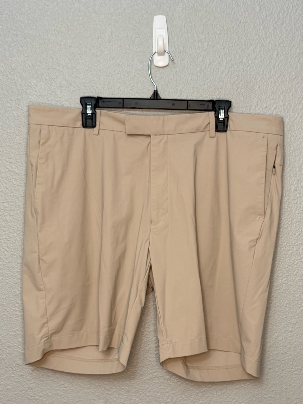 Peter Millar | Bingham Performance Shorts | MS25XB22 | Khaki | Waist 40”